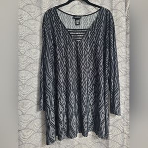 Catherines Any Wear Patterned Strappy Neck Blouse Size 28/28W